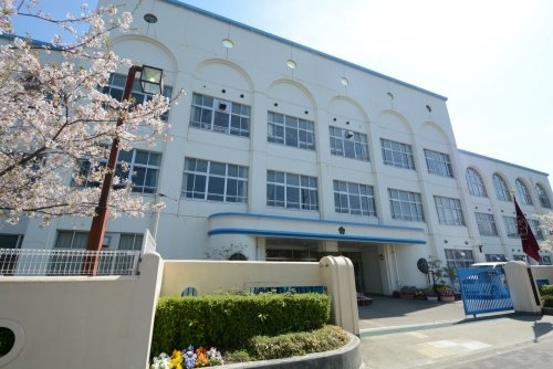 オーキッドコート左峰館(神戸市立本山第二小学校)
