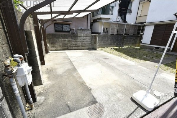 芦屋市南宮町中古テラスハウス