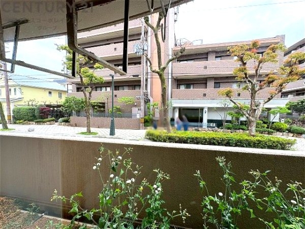 芦屋呉川町ハウス