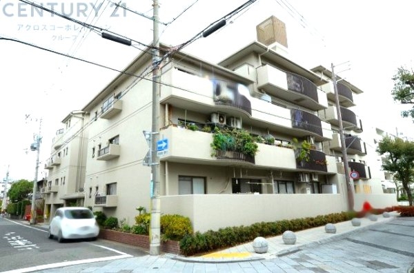 芦屋呉川町ハウス