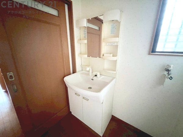 西宮市名塩２丁目の中古一戸建て