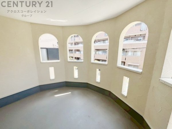 西宮市南甲子園３丁目の中古一戸建て