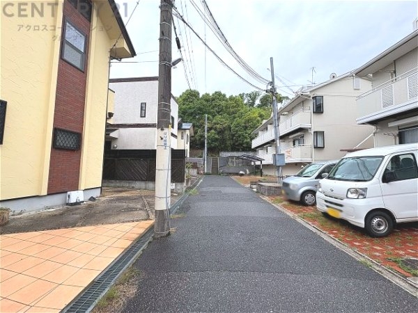 西宮市仁川百合野町の中古一戸建て
