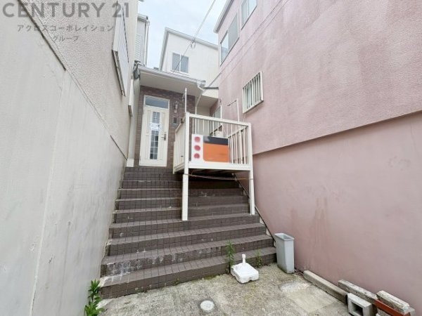 西宮市上ヶ原八番町中古戸建