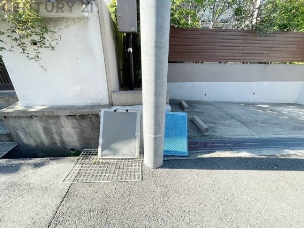 西宮市上甲東園１丁目の土地