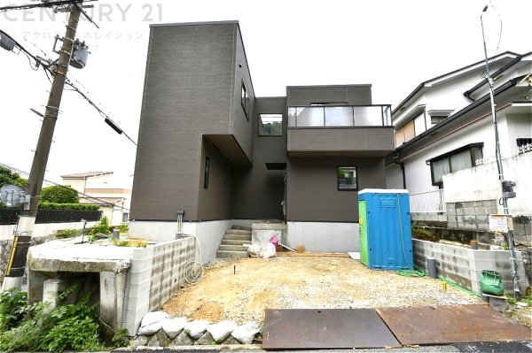 西宮市苦楽園四番町新築一戸建て
