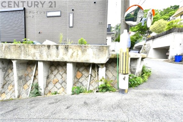 西宮市苦楽園四番町新築一戸建て