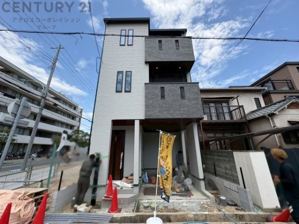 西宮市里中町3丁目新築一戸建て