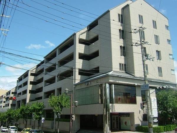 ラリーブ芦屋