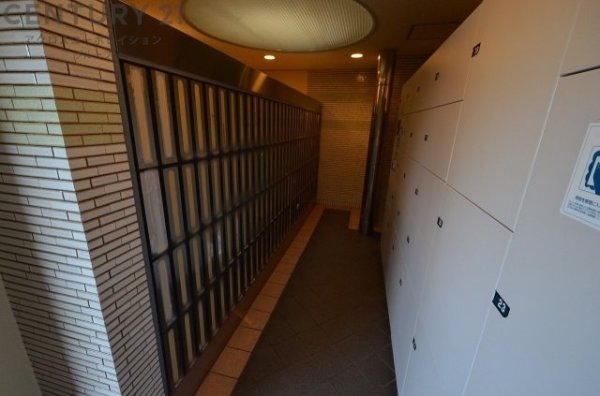 RICイーストコート8番街1番館