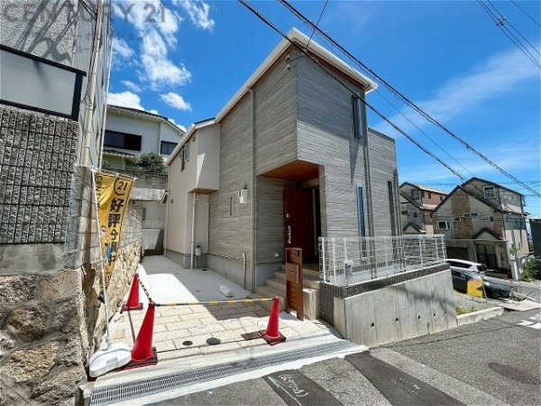 神戸市灘区高尾通４丁目新築一戸建て