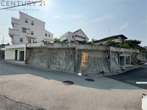 西宮市愛宕山新築一戸建て