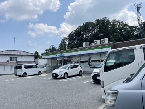 西宮市名塩さくら台１丁目の土地(ファミリーマート西宮名塩店)