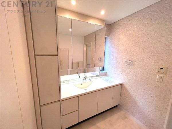 西宮市苦楽園二番町の中古一戸建て