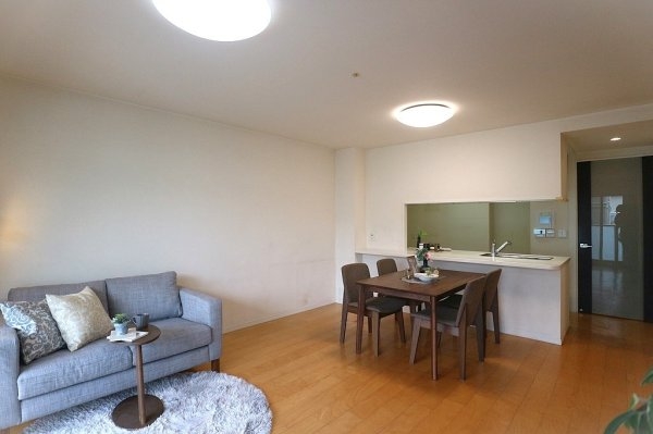 グランベース芦屋川ロジュマン