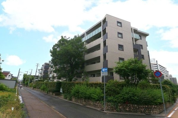 グランベース芦屋川ロジュマン