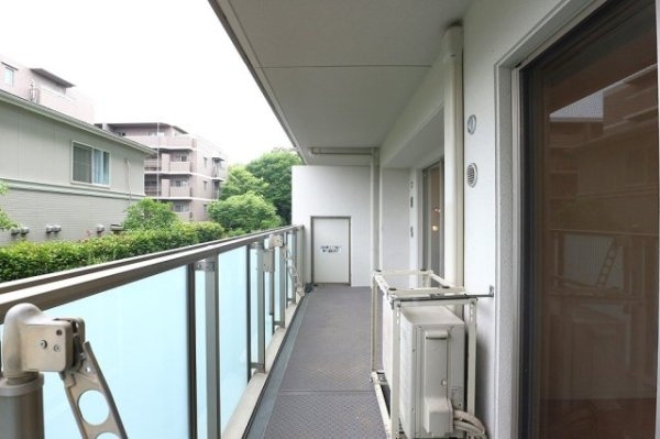 グランベース芦屋川ロジュマン