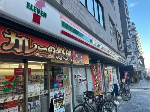 スクウェア六甲(セブンイレブン神戸備後町3丁目店)