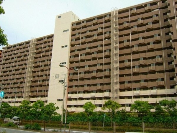 武庫川樹のまち13号棟
