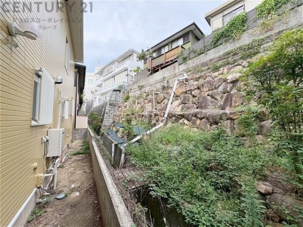 西宮市苦楽園二番町の中古一戸建て