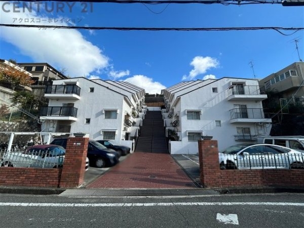 ガーデンハイツ高座台