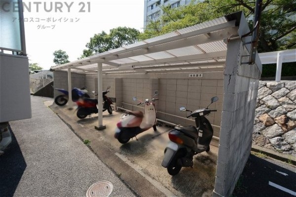 住吉台住宅弐号棟