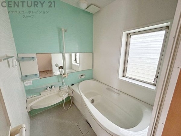 西宮市名塩さくら台3丁目の中古一戸建て(バス)