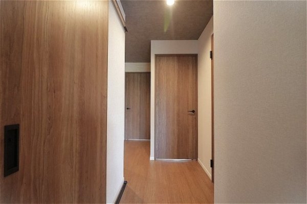 RICウエストコート４番街北館