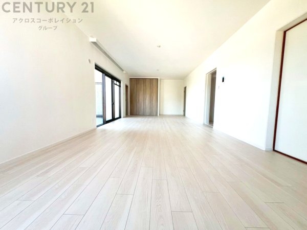 メゾン越木岩A棟