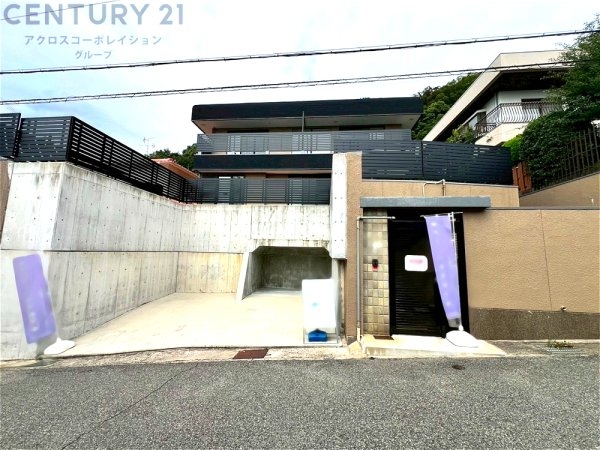 神戸市東灘区西岡本7丁目中古戸建