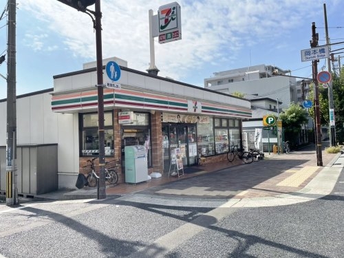 ハイツ本山(セブンイレブン神戸岡本2丁目店)