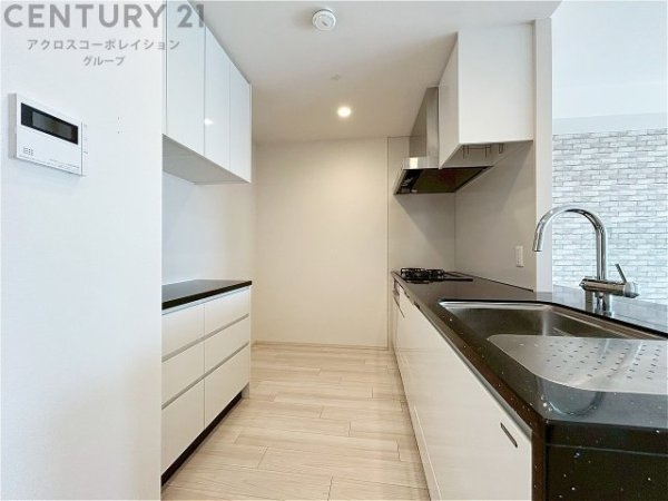 ディアエスタミオ西岡本