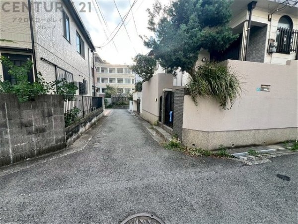 芦屋市楠町の土地(前面道路含む現地写真)