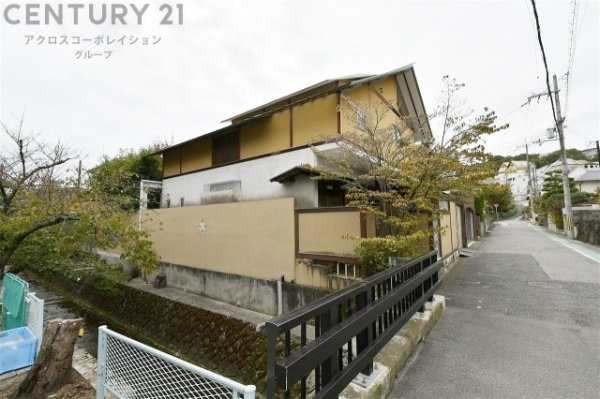 西宮市新甲陽町中古戸建