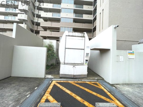 モンセーヌ住吉川公園1番館