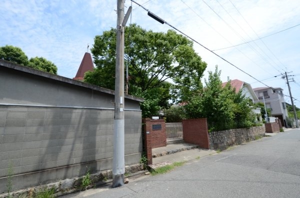 西宮市津門呉羽町の中古一戸建て(こひつじ幼稚園)