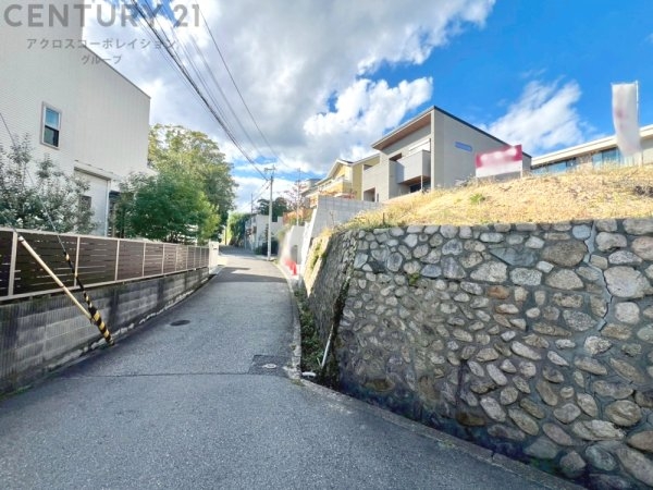 西宮市上甲東園1丁目売り土地