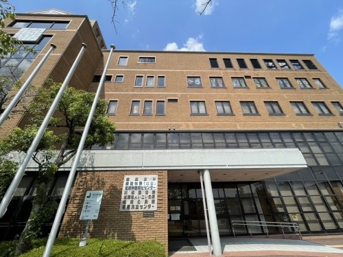 西宮市青葉台2丁目の中古一戸建て(西宮市立北部図書館)