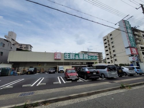 ハイネス東灘(業務スーパー本山店)