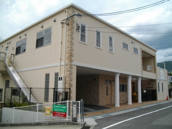 西宮市甲陽園日之出町の中古一戸建て(夙川夢保育園)