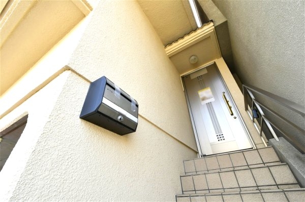 西宮市甲子園二番町の中古一戸建て