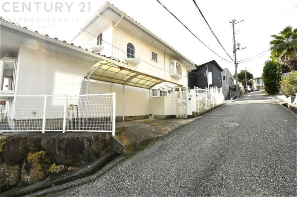 西宮市苦楽園六番町の中古一戸建て