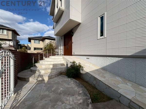 芦屋市東山町の中古一戸建て