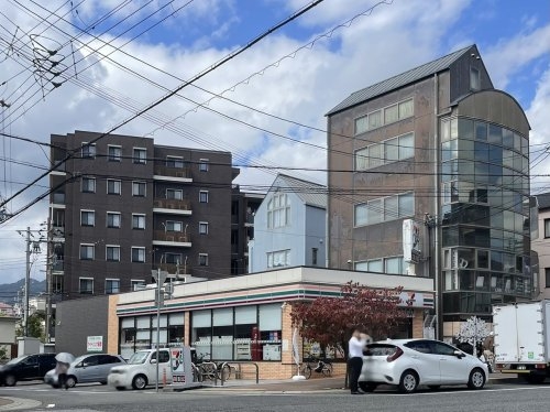 神戸市東灘区御影山手４丁目の土地(セブンイレブン神戸御影2丁目店)