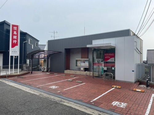 渦ヶ森コーポ１号棟(但馬銀行渦ケ森支店)