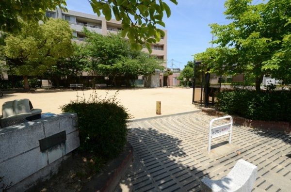 芦屋市精道町の土地(呉川公園)