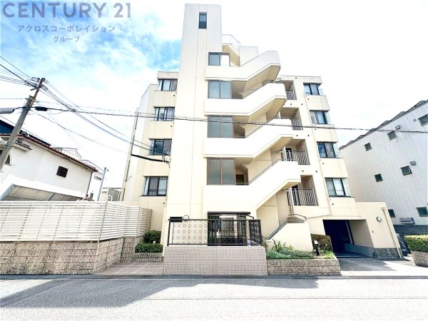 ラ・ファミーユ住吉