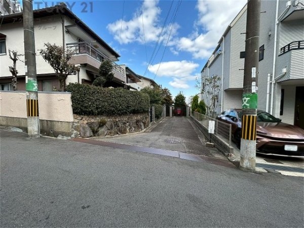 西宮市甑岩町の中古一戸建て