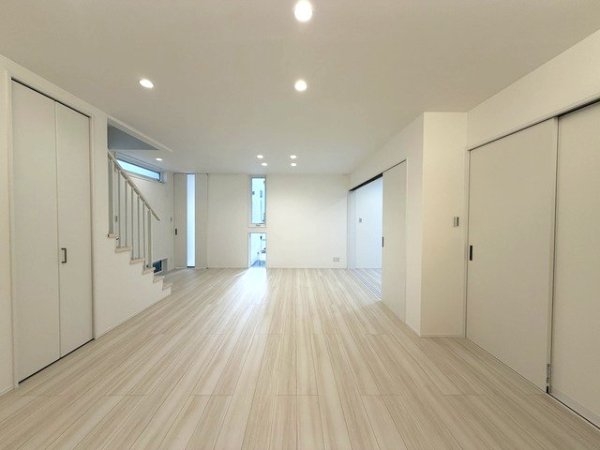 西宮市南甲子園２丁目新築一戸建て
