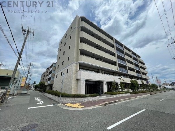 プレサンスロジェ西宮北口門前町テラス